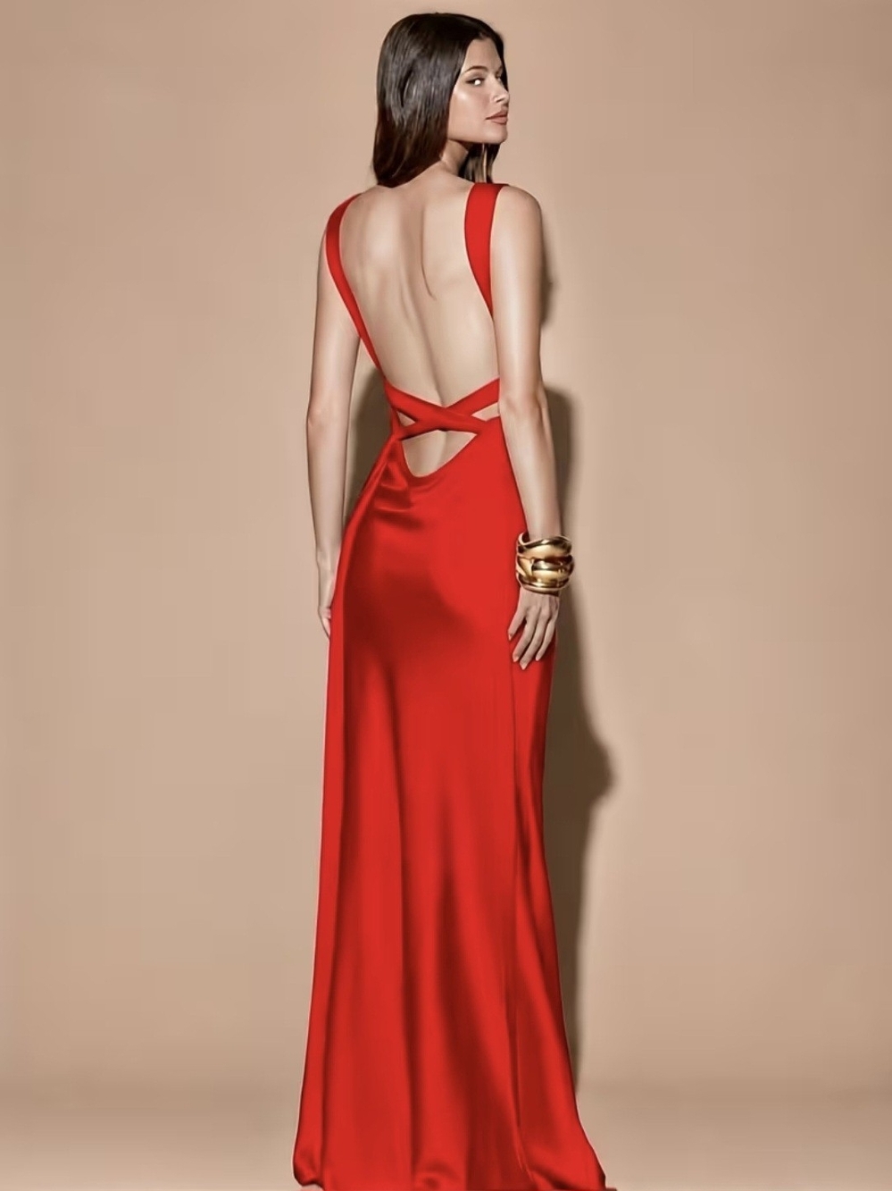 Glamorous Backless Evening Gown in Scarlet Red